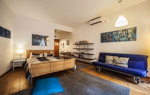 Deluxe Studio | 1 bedroom, premium bedding, down duvets, in-room safe - Studio Apartments Centro Storico Via Manno (Cagliari)