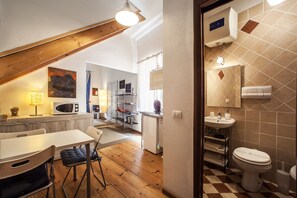 1 bedroom, premium bedding, down duvets, in-room safe - Studio Apartments Centro Storico Via Manno (Cagliari)
