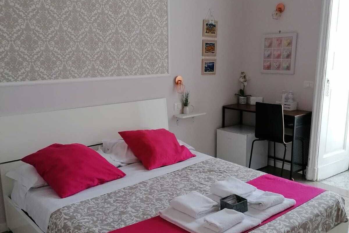 Superior Double Room | Premium bedding, minibar, in-room safe, desk