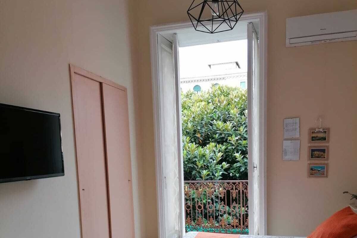 Deluxe Double Room, Balcony | Premium bedding, minibar, in-room safe, desk