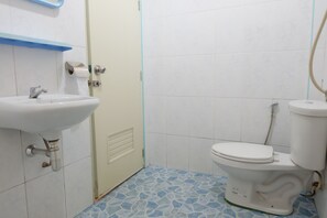Standard Room  | Bathroom | Shower, free toiletries