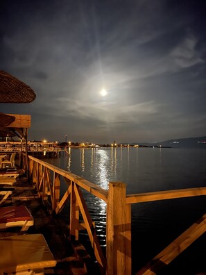 Beach - Sivrice Sarnıç (Ayvacik)