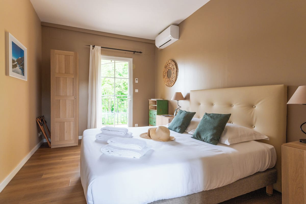 Comfort-Zimmer, zum Garten hin