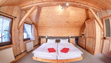 Deluxe Loft, Private Bathroom, Mountain View | Premium bedding, individually decorated, individually furnished