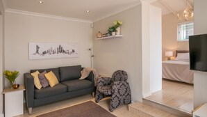 Comfort suite, 1 slaapkamer | 1 slaapkamer, luxe beddengoed, een kluis op de kamer