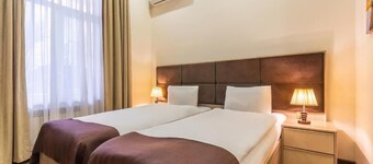 Deluxe Boutique Hotel