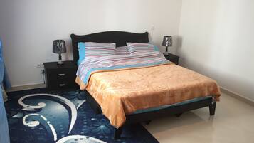 Appartamento Deluxe, 3 camere da letto, accessibile ai disabili | Biancheria da letto di alta qualità, ferro/asse da stiro