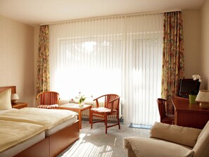 Basic Double Room Single Use, 1 Double Bed, Non Smoking - Hotel Pension Ursula (Bad Sachsa)
