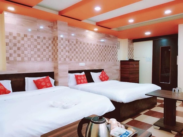 Rollaway beds, free WiFi