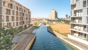 View from property - Harbour Bridge Ivory Suite (Cape Town)