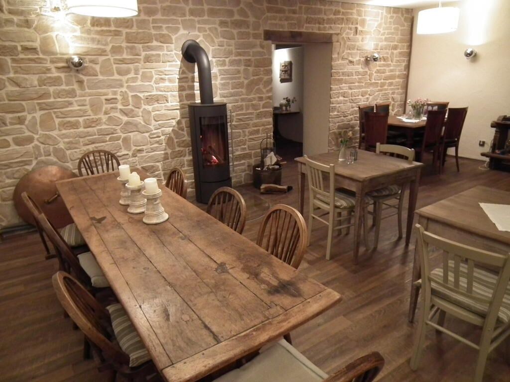 Bao gồm bữa sáng buffet hàng ngày 