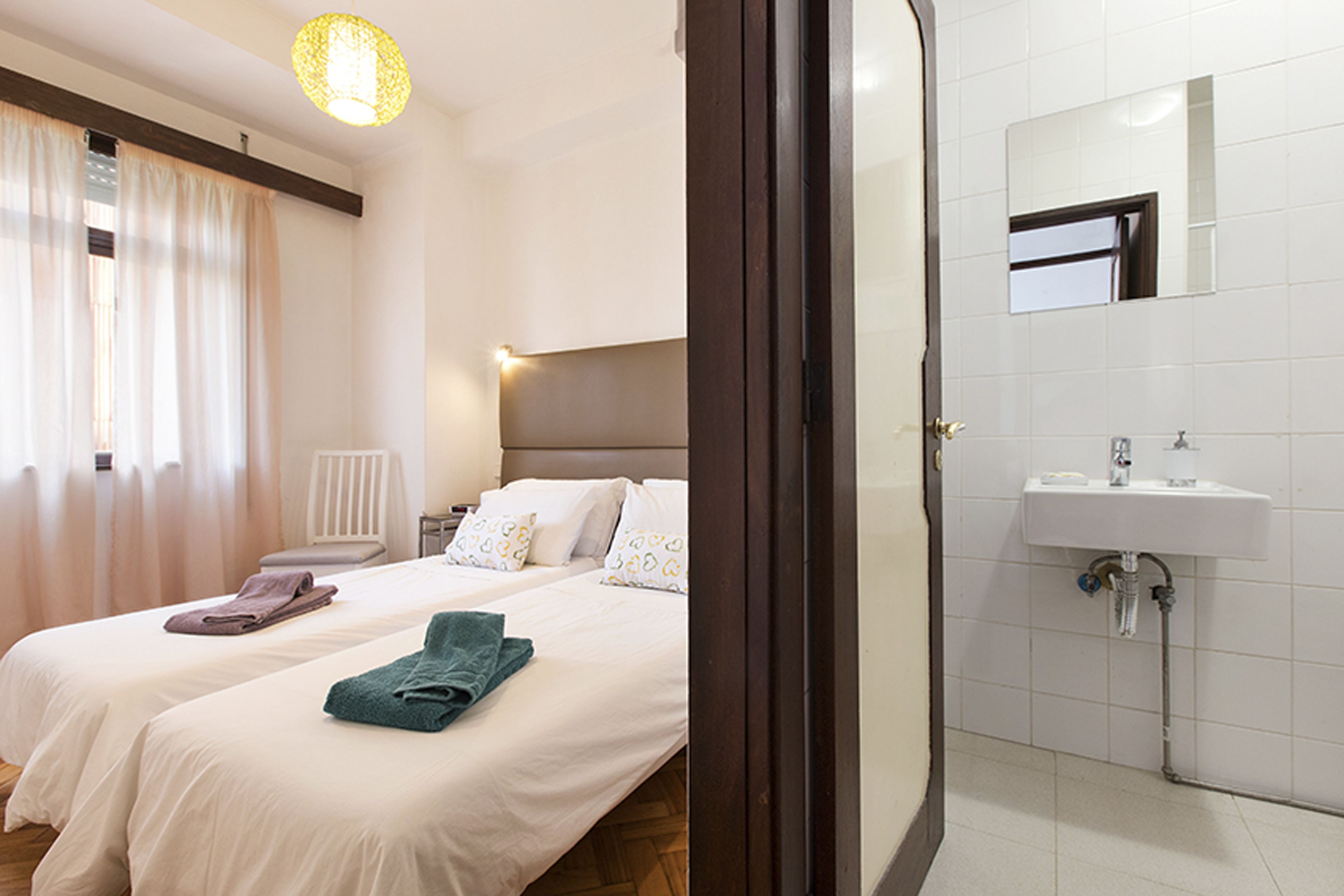 Apartment, 5 Bedrooms, Balcony, City View | 5 bedrooms, Egyptian cotton sheets, premium bedding