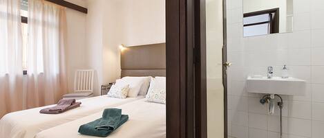 Appartement, 5 slaapkamers, balkon, uitzicht op de stad | 5 slaapkamers, lakens van Egyptisch katoen, luxe beddengoed