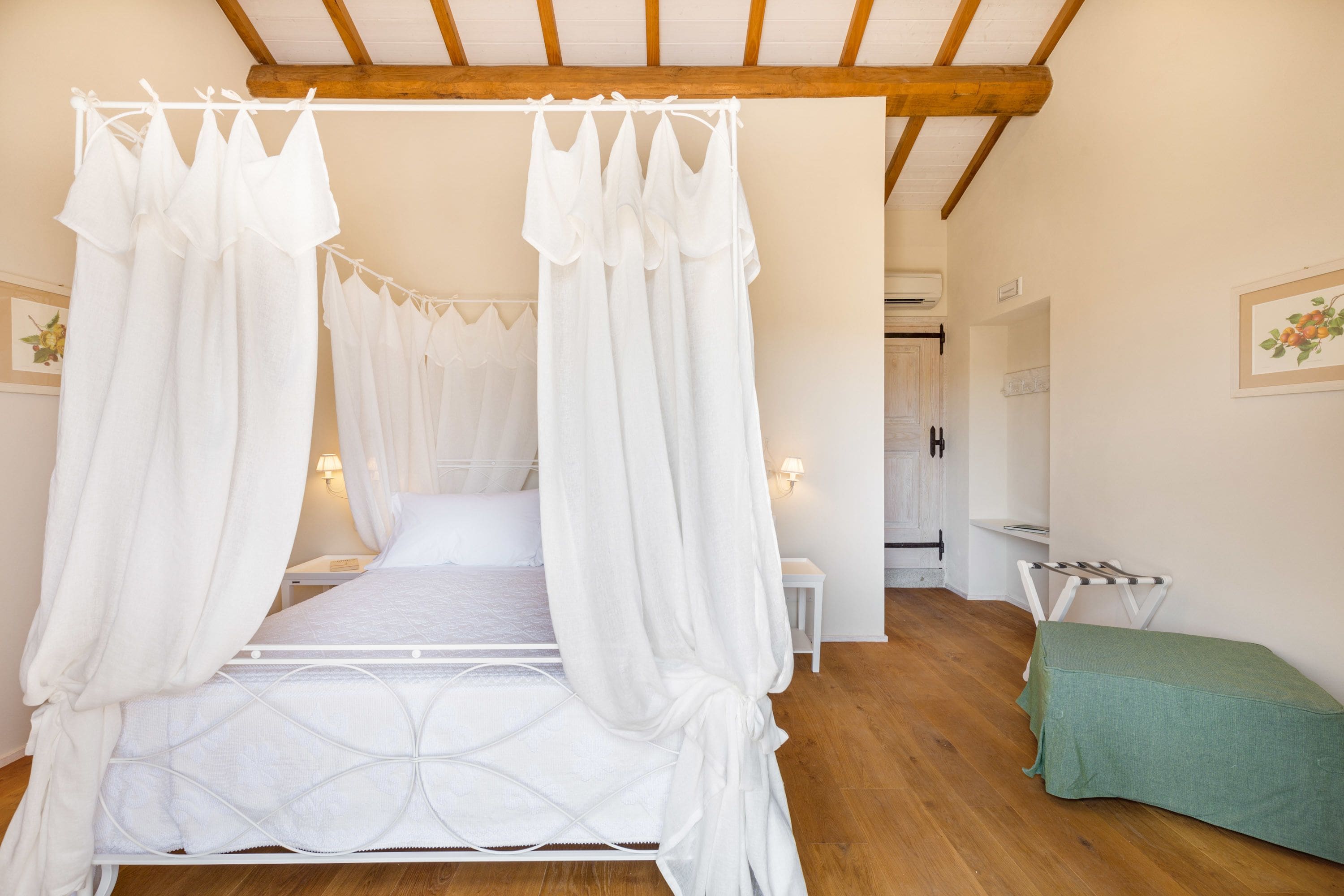 Photo - Tenuta Petra Bianca