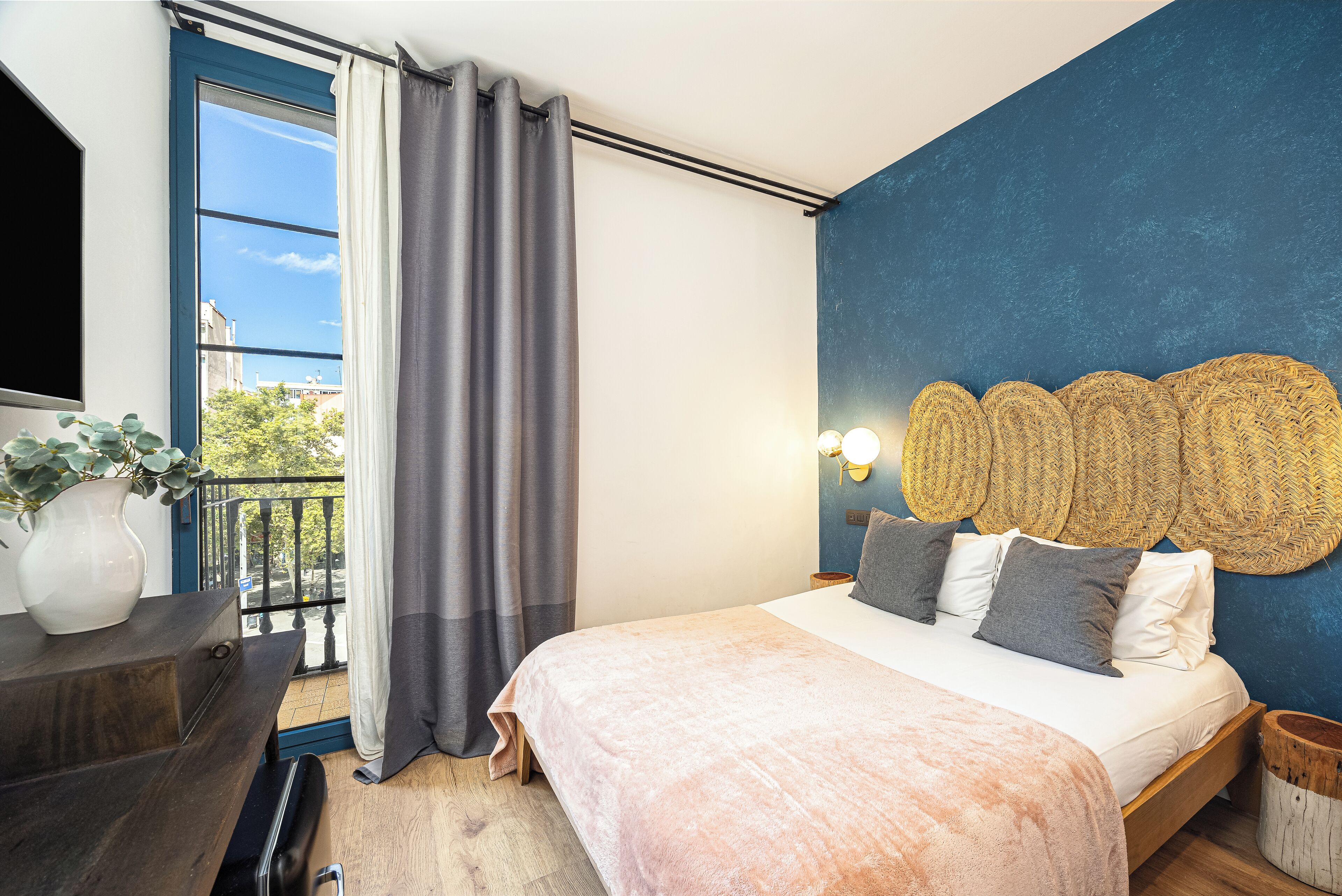 basic double room, 1 double bed, non smoking | 1 bedroom, hypo-allergenic bedding, in-room safe, individually decorated