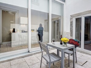 Leilighet – superior, 1 soverom, tekjøkken, byutsikt | Terrasse/patio