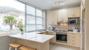 Unclassified image, 5 of 14, button - Montclair Suite 1 (Cape Town)
