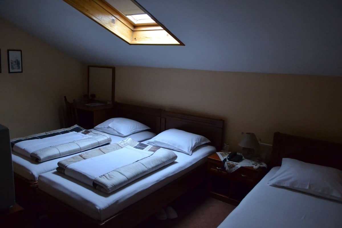 Chambre Triple