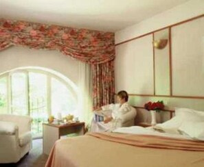 Zimmersafe, individuell dekoriert, individuell eingerichtet