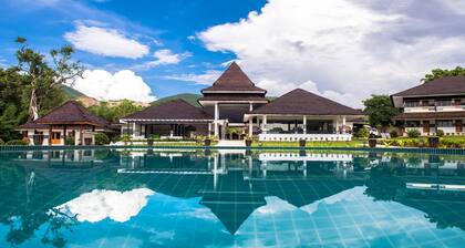 Amazing Inlay Resort