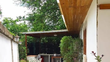 Deluxe Villa | Private kitchen | Full-sized fridge, microwave, stovetop, coffee/tea maker