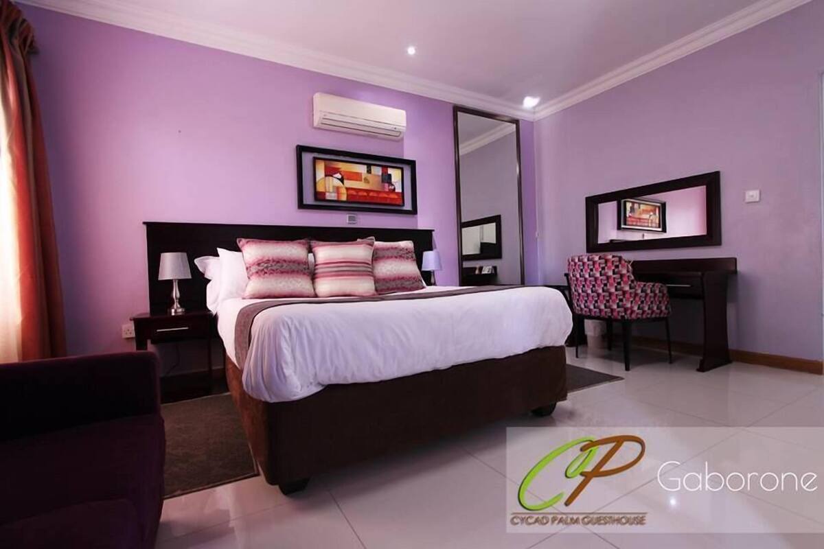 Desk, free WiFi, bed sheets