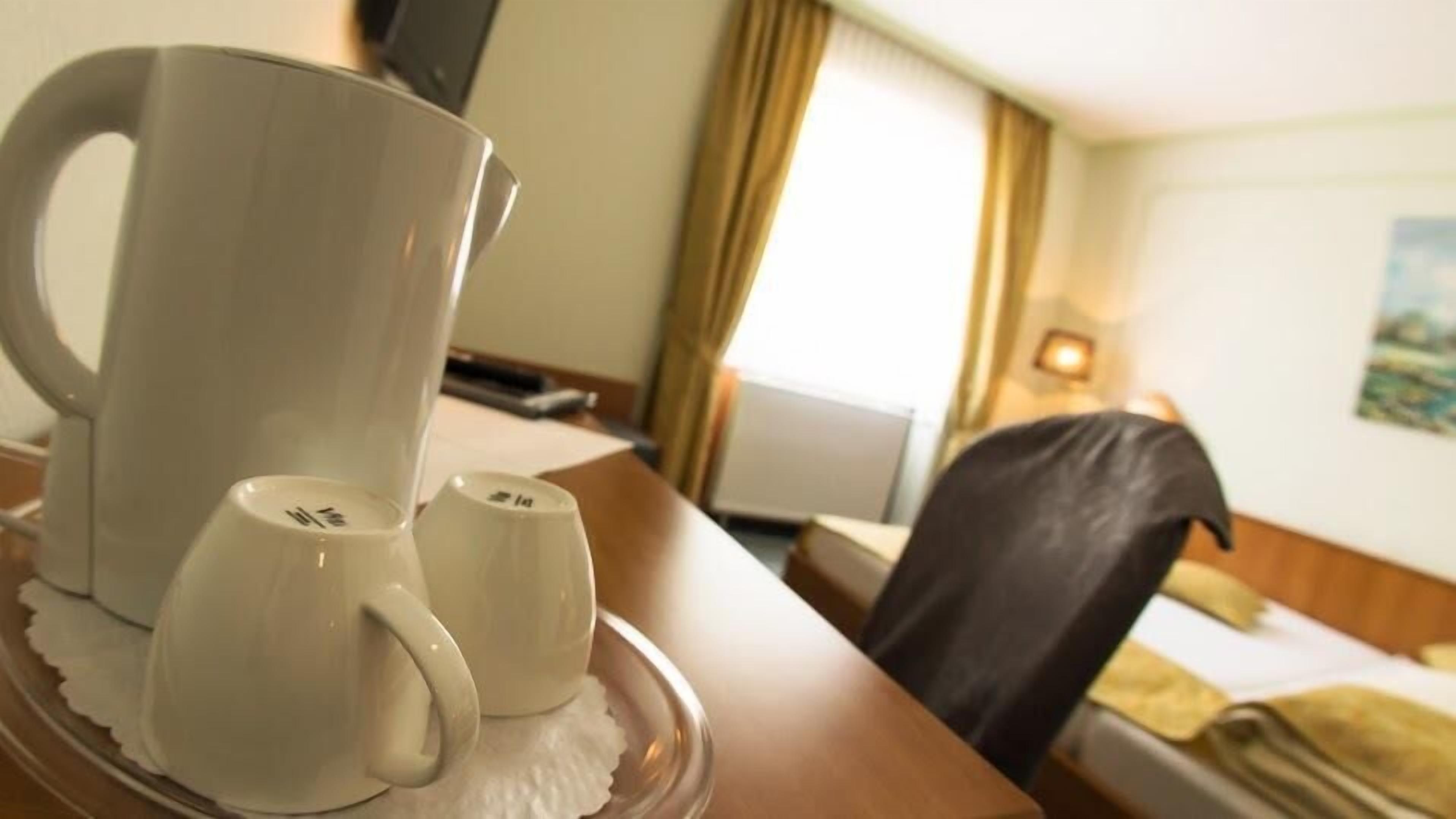 In-room safe, desk, cribs/infant beds, rollaway beds