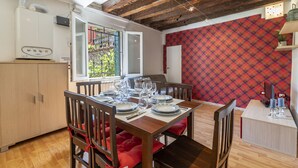 Apartment, 2 Bedrooms | Living area - Do Pozzi (Venice)