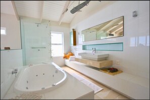 Luxury-Penthouse, 2 Schlafzimmer | Badezimmer