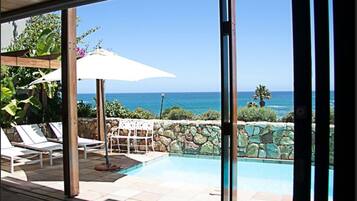 Glen Beach Villa 1 | Balcony