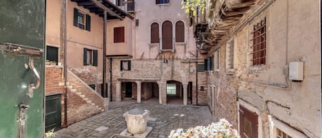 Apartamento, 3 quartos | Vista para o pátio