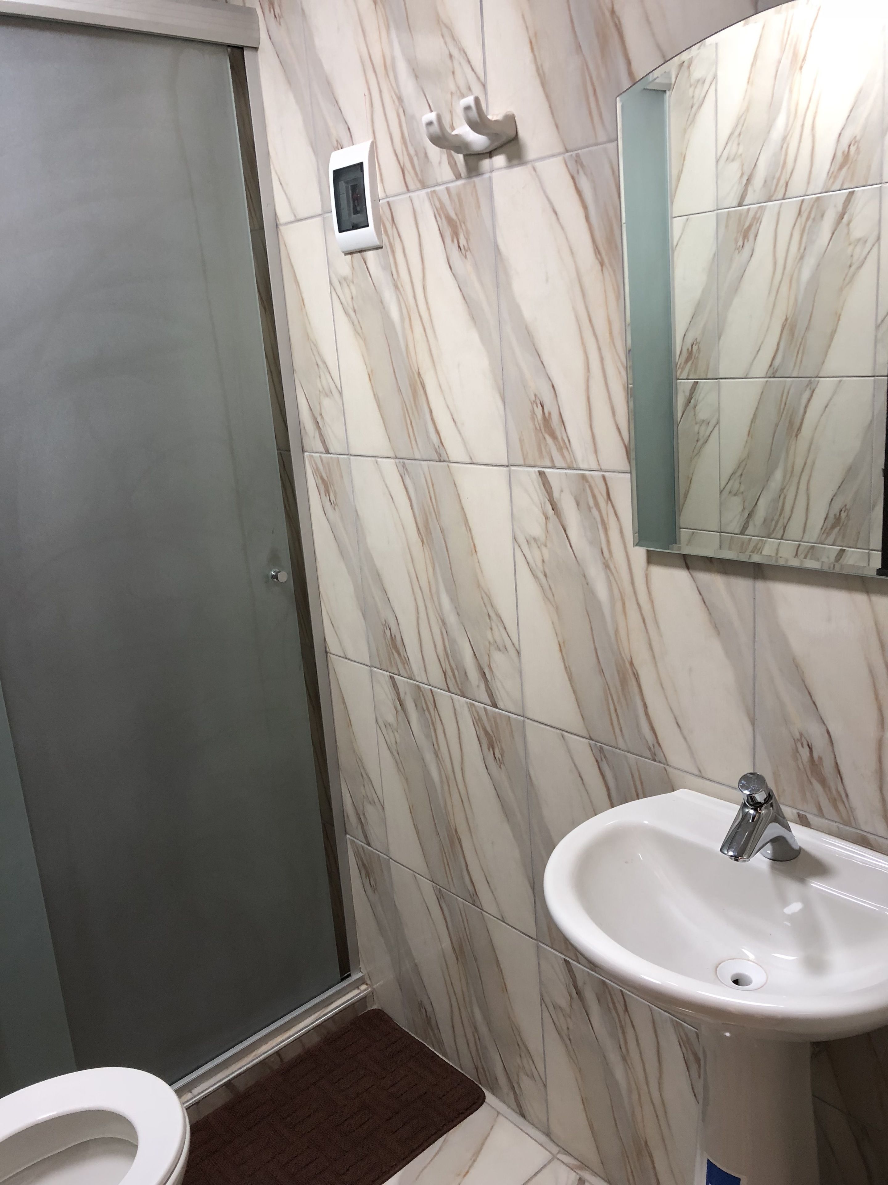 family quadruple room | bathroom | shower, free toiletries, hair dryer, towels