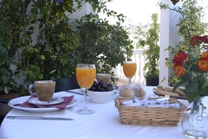 Desayuno diario por un coste adicional