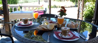Hotel Arco del Sol
