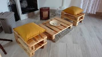 Double Room, Mountain View | Living area | Flat-screen TV