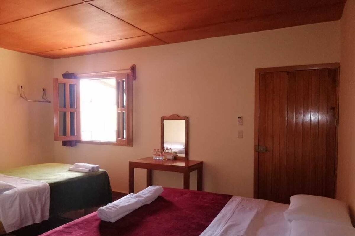 Maison, 2 grands lits | Rideaux occultants, Wi-Fi gratuit, draps fournis