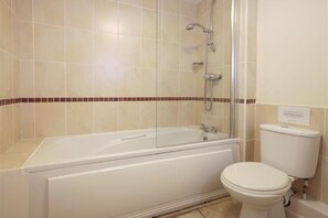 Cottage, 2 Bedrooms | Bathroom | Combined shower/tub, towels - Green Door - Marigold (Port Isaac)