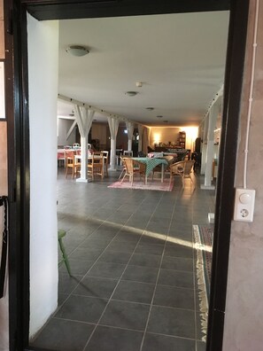 Frokostbuffé er inkludert hver dag