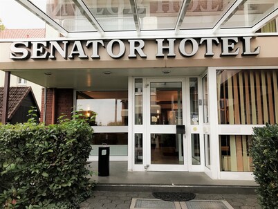 Senator Hotel