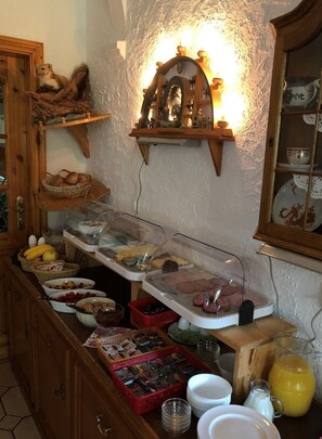 Gratis morgenmadsbuffet hver dag