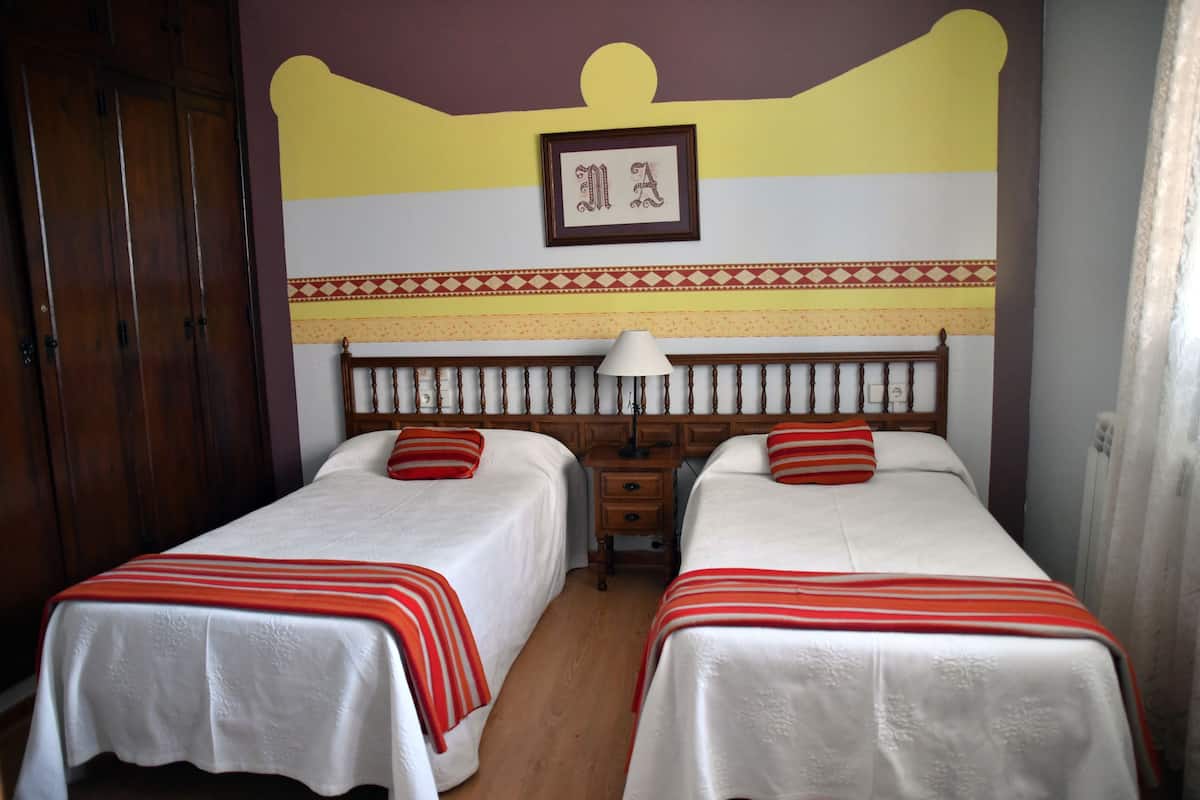 1 habitación, ropa de cama de alta calidad y decoración personalizada