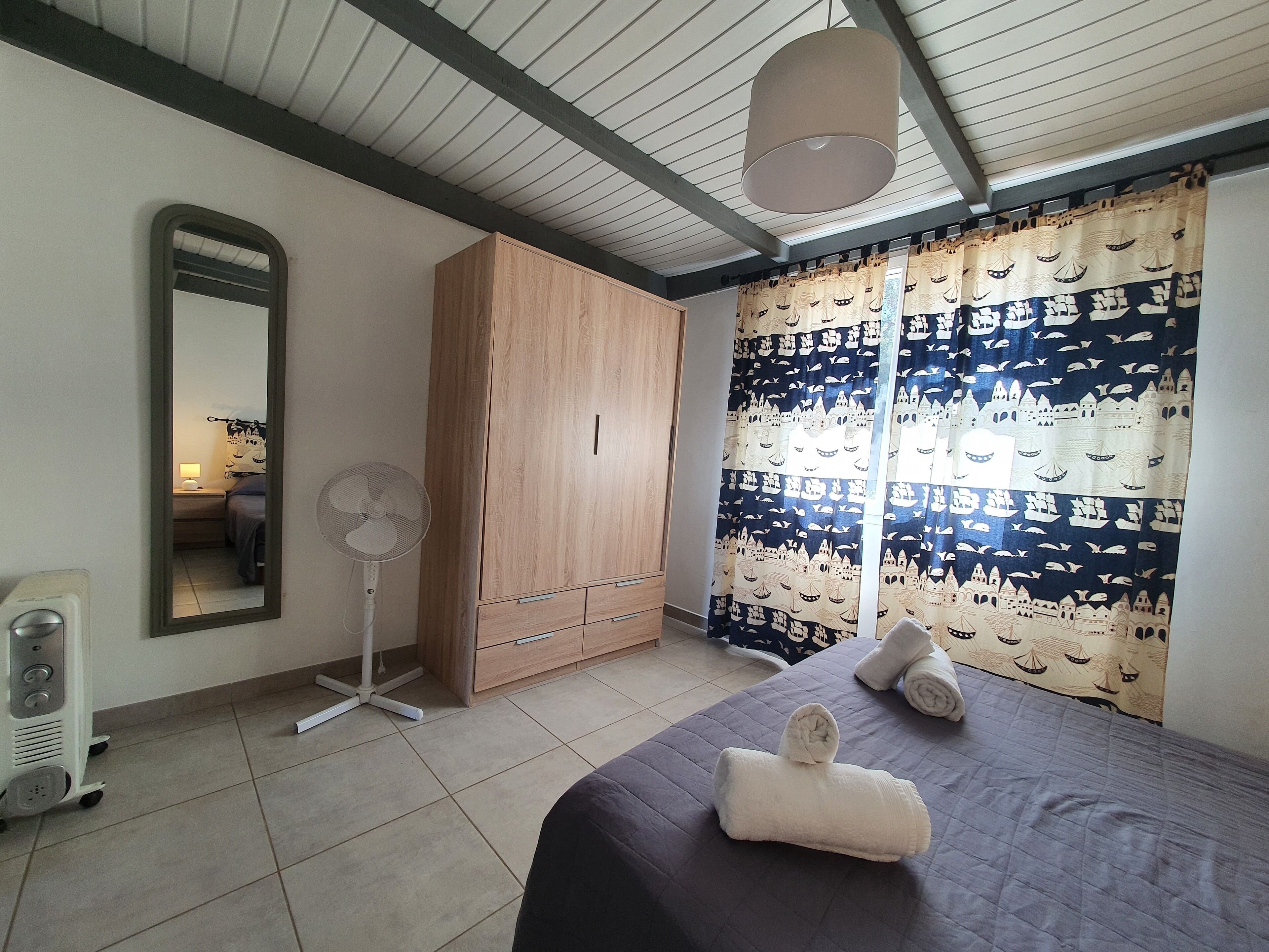 Appartement (LES PRUNIERS 019) | Literie de qualité supérieure, matelas Select Comfort