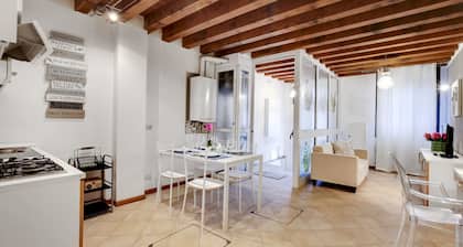 Venice Style Apartments