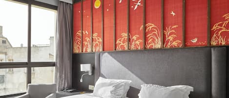 设计双床房 | 1 多间卧室、埃及棉床单、高档床上用品、迷你吧