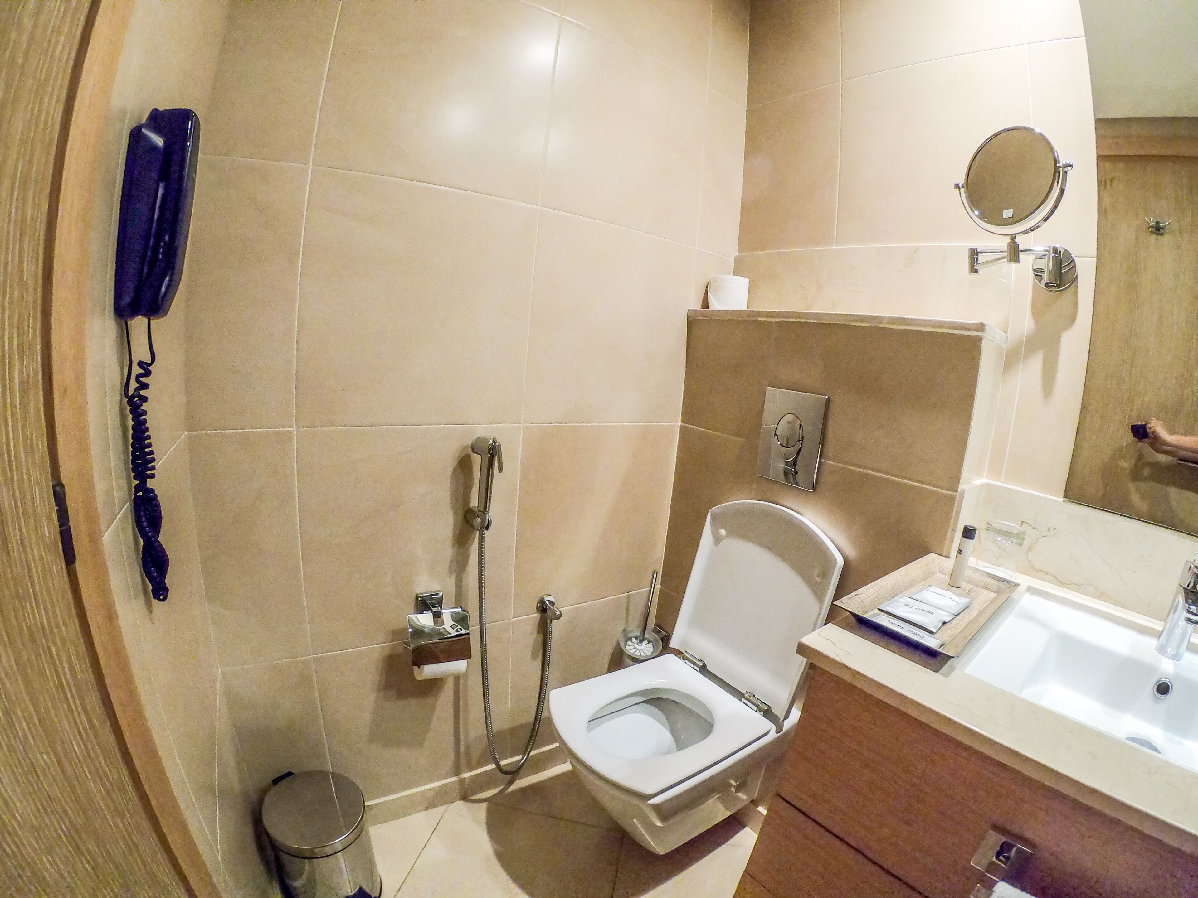 1 bedroom, egyptian cotton sheets, premium bedding, minibar