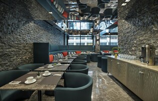 Lunch and dinner served