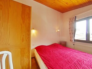 2 bedrooms - Sunny 2BR Mezzanine Apt with Mountain Views, Fireplace, Near Shops & Lifts, Sleeps 6 (Le Grand-Bornand)