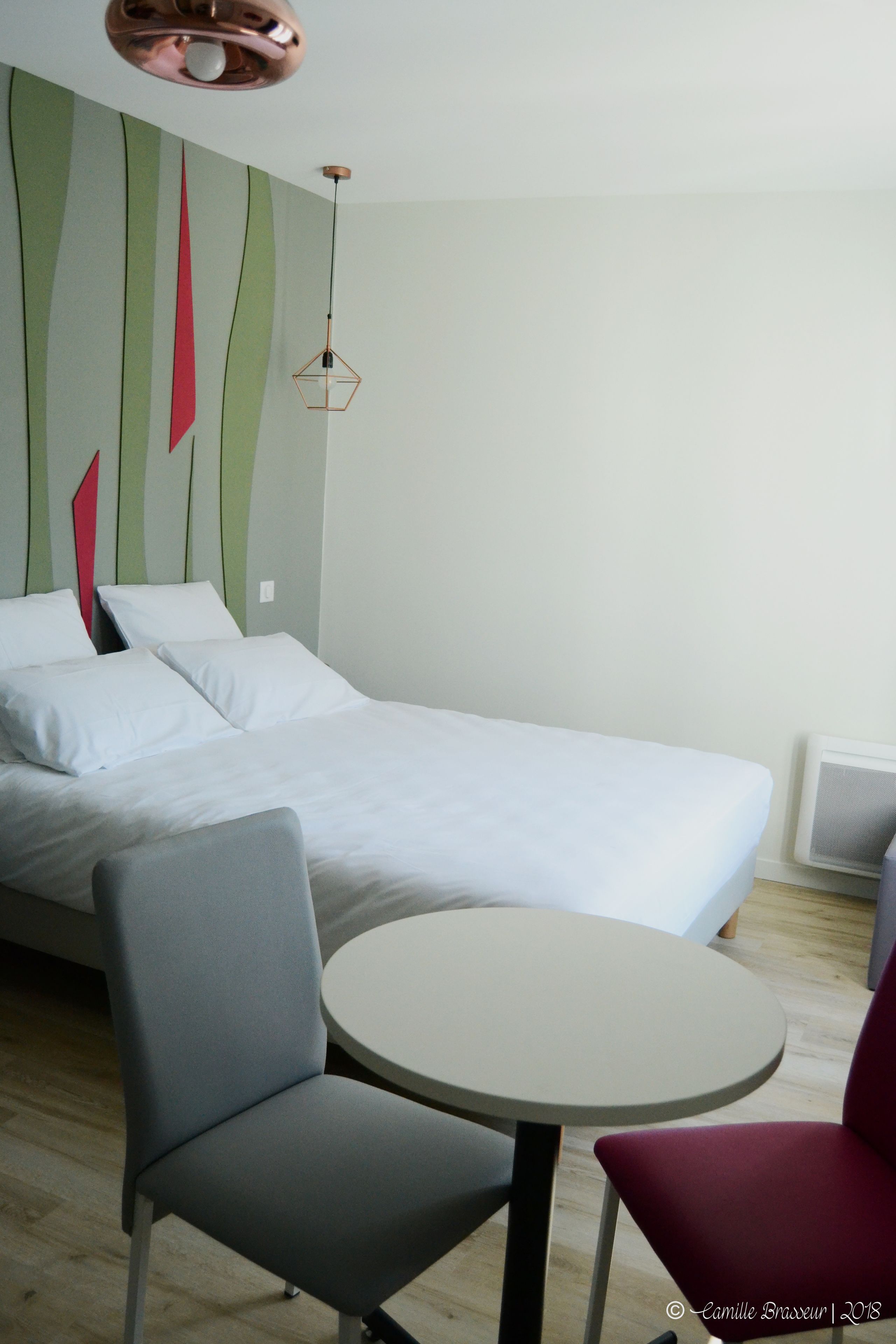 studio (algas) | 1 bedroom, premium bedding, soundproofing, iron/ironing board