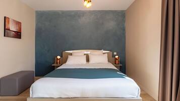 1 bedroom suite for 2 | Sengetøy av topp kvalitet, lydisolert og strykejern/-brett