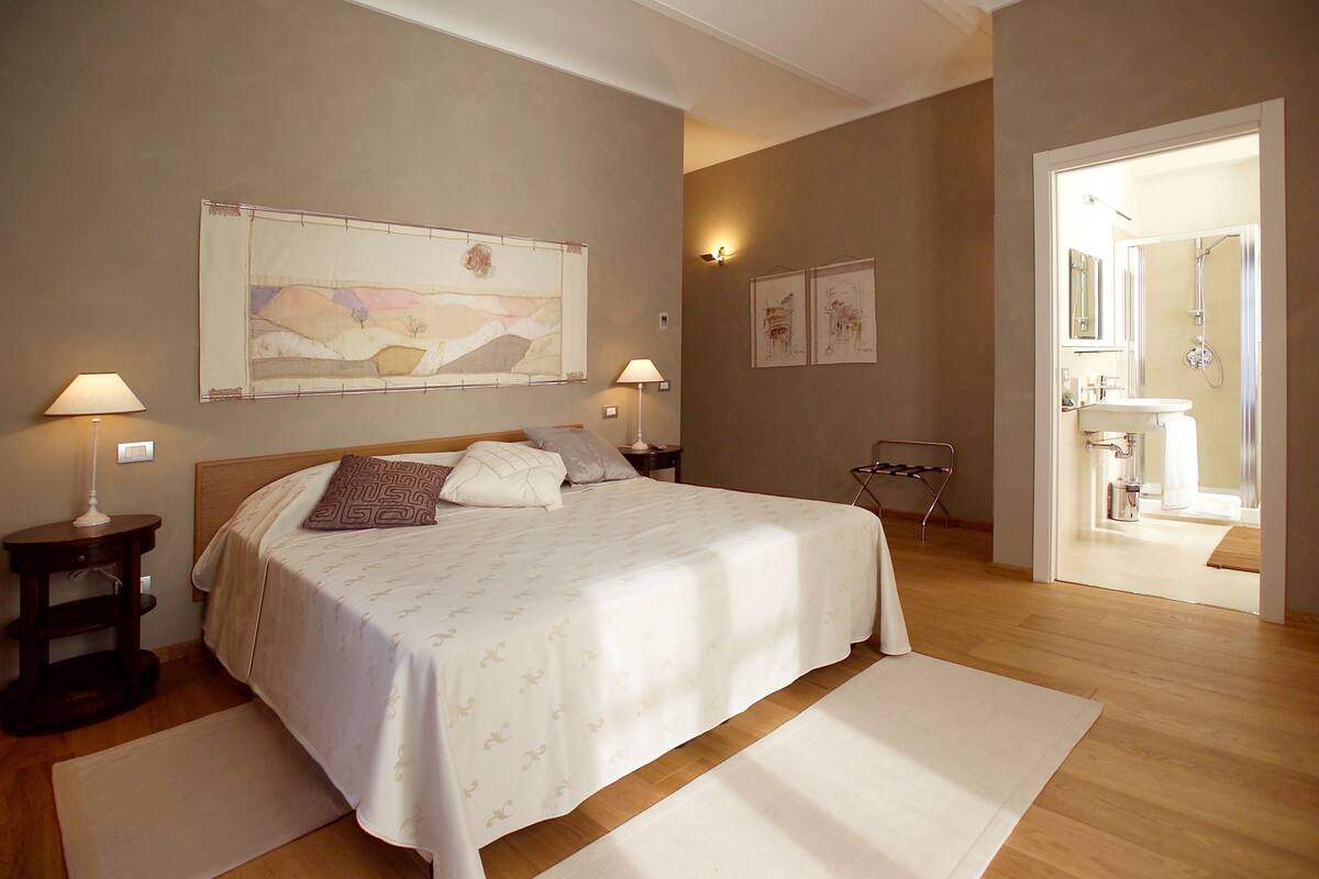 Superior Double or Twin Room, Terrace, Vineyard View | Down comforters, minibar, in-room safe, desk